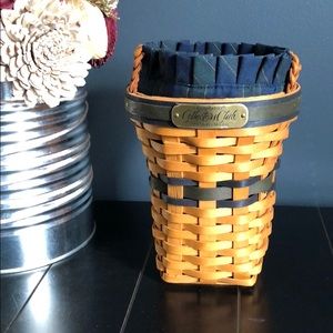 Longaberger 2001 Charter Members Basket